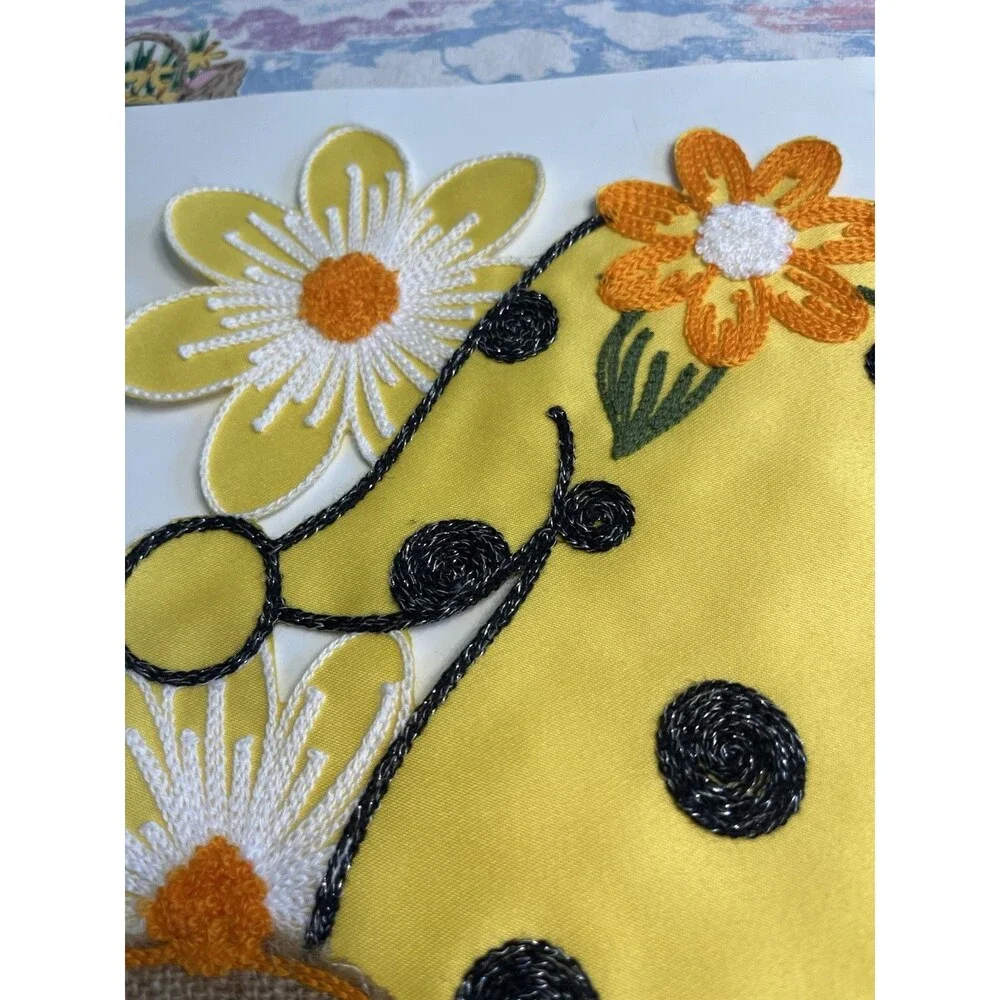 4pc Gnome Bees Flowers Placemats Embroidered